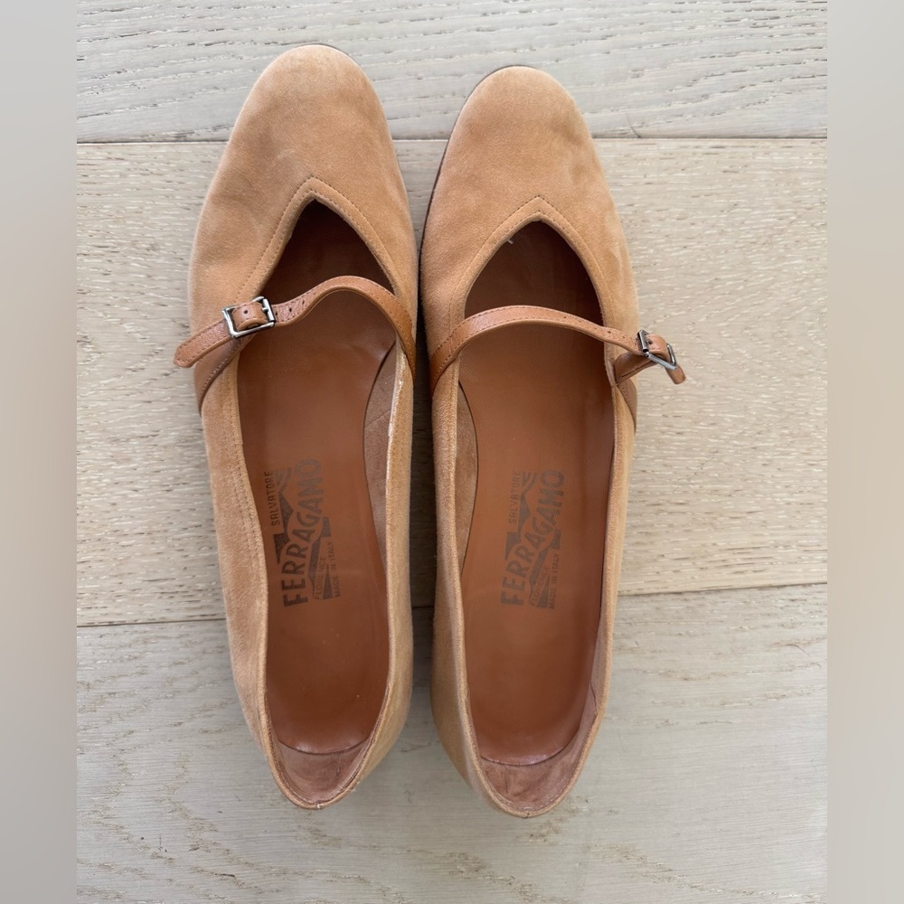 Salvatore Ferragamo Audrey Ballet Flats Women's Suede light brown 8.5 - Picture 2 of 10